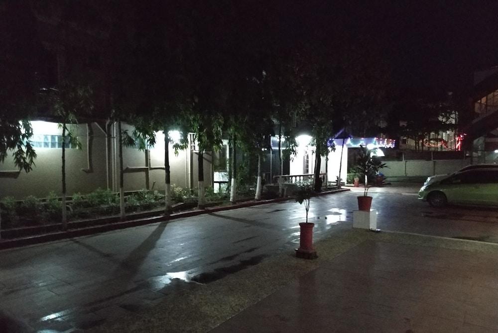 Airport Inn Gyogon Exterior photo